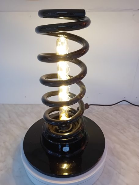 Schwarz mit LED Stab 180,-€